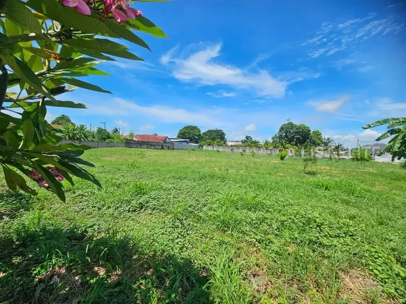 ที่ดินทำเลดี พัทยาตะวันออก ขนาด 2 ไร่ 2 งาน 88 ตารางวา