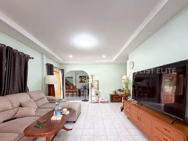 Pattaya land and house village