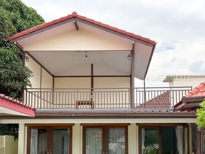 Pattaya land and house village