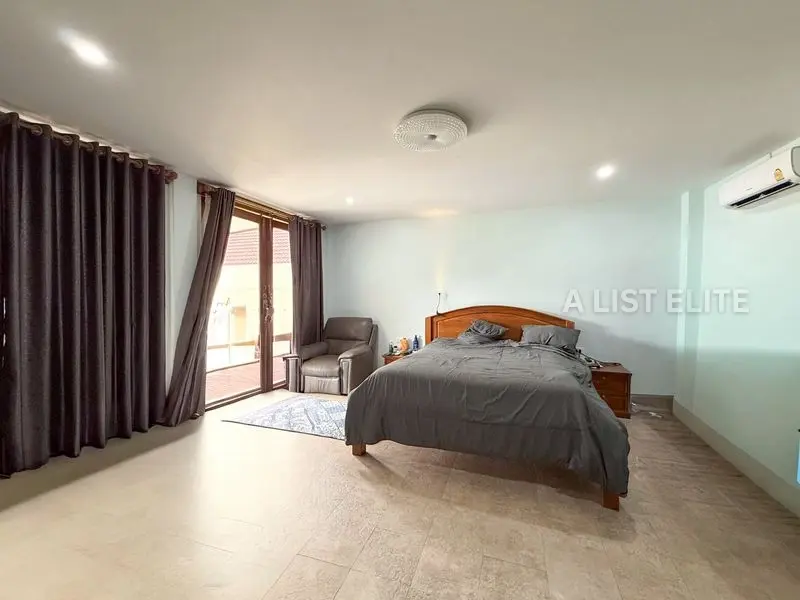 Pattaya land and house village