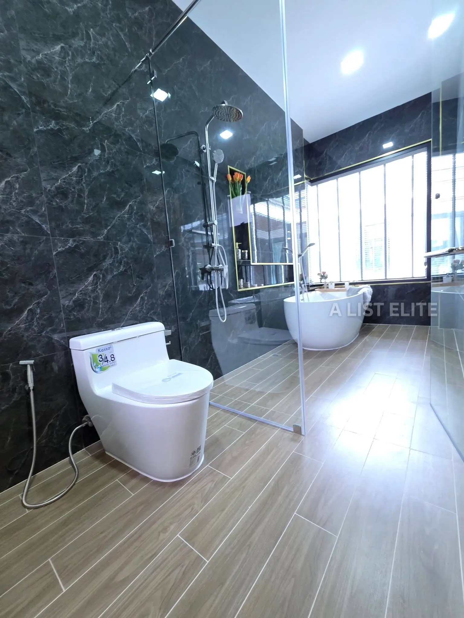 ขายพูลวิลล่า 3 ห้องนอน 4 ห้องน้ำ พัทยา ใกล้อ่างมาบประชัน