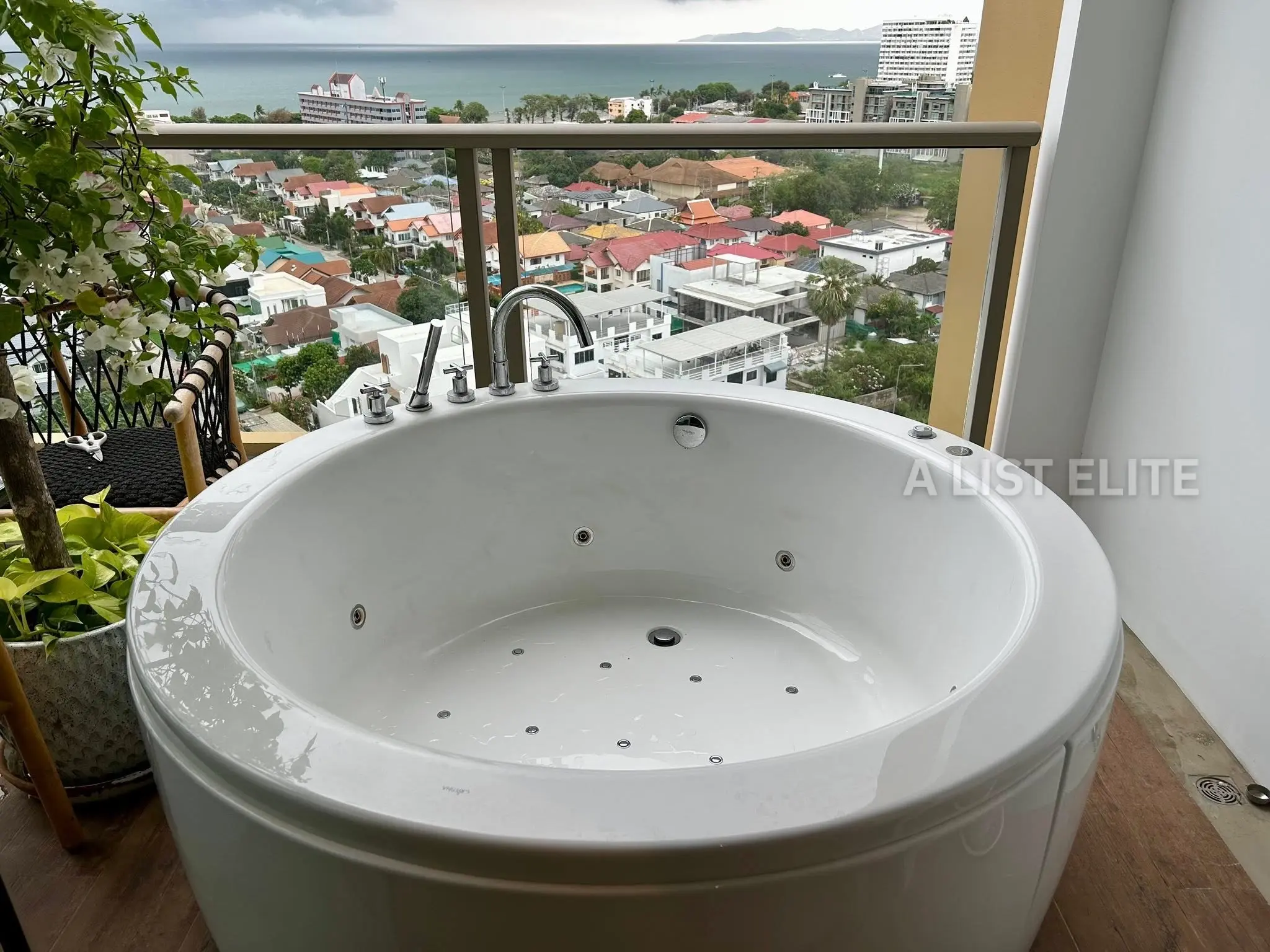 1 Bedroom 1 Bathroom Condo in Riviera Ocean Drive – Jomtien