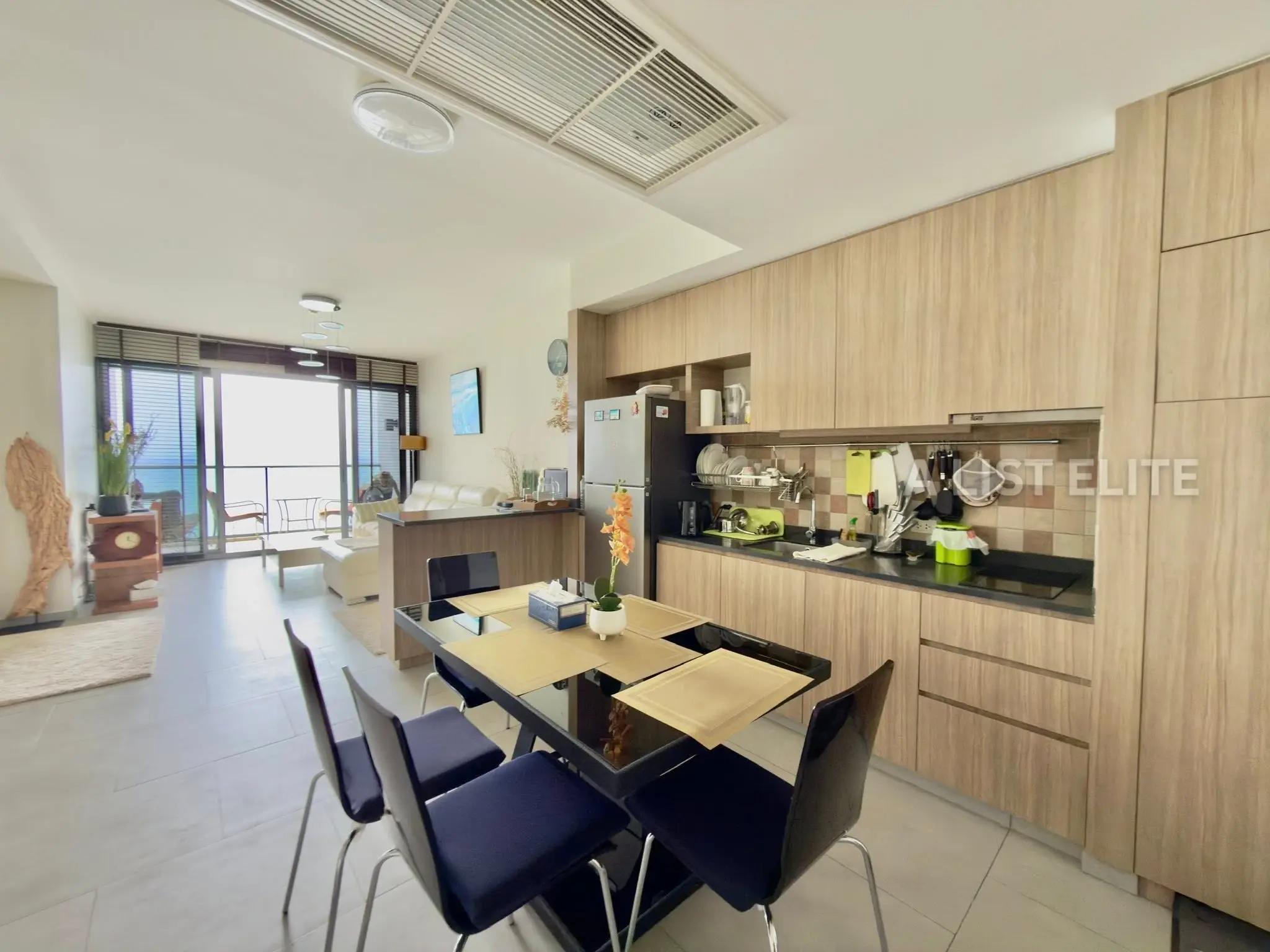 คอนโด 1 ห้องนอน 1 ห้องน้ำ โครงการซายร์ วงศ์อมาตย์ พัทยา