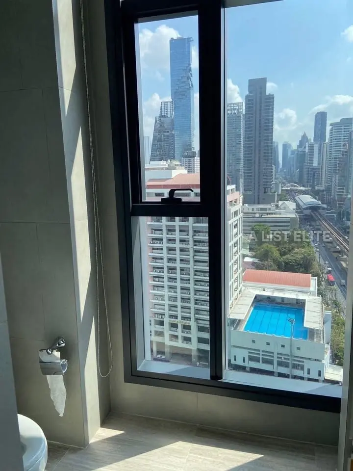 THE DIPLOMAT SATHORN