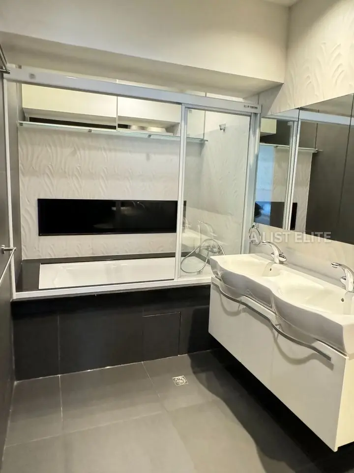 Tower Park Condo