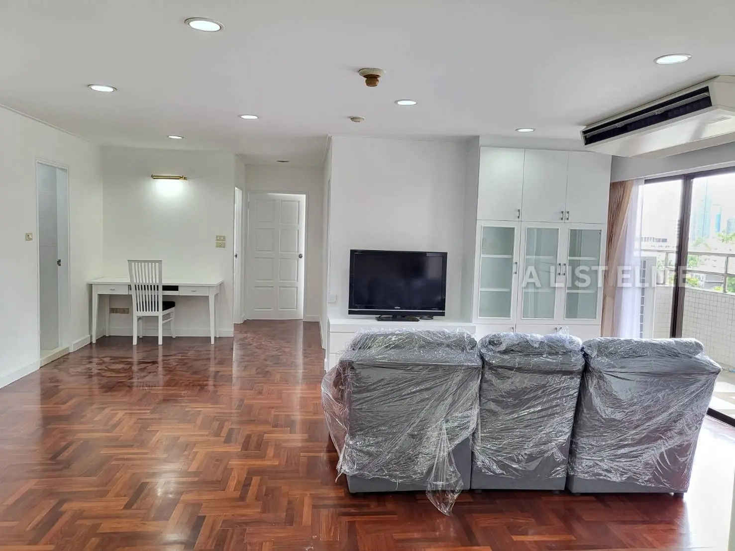 ELITEIT240032 ริชมอนด์ พาเลส