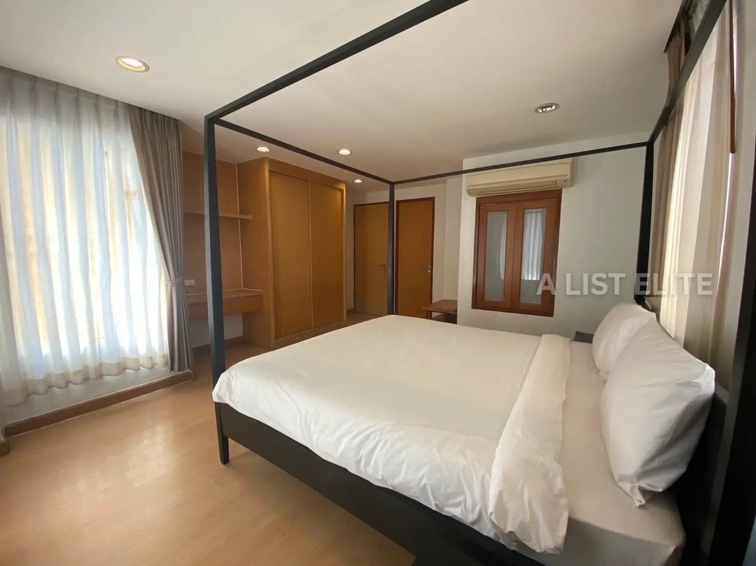 ELITEIT240041 วิสคาย่า ไพรเวท เรสซิเดนท์