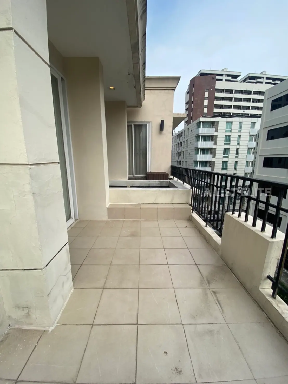 ELITEIT240041 วิสคาย่า ไพรเวท เรสซิเดนท์