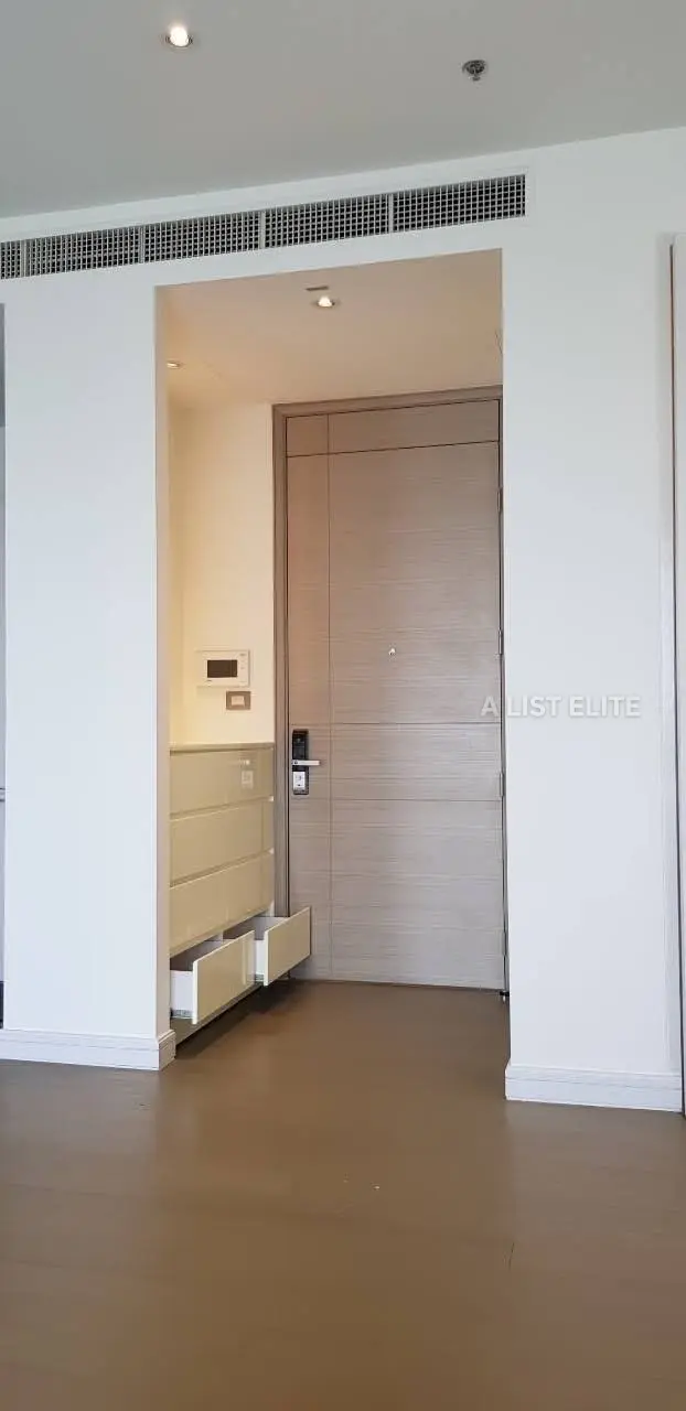 ELITEIT240016 Magnolias Ratchadamri Boulevard