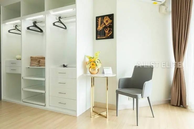 ELITEIT240015 Baan Sathorn Chaopraya