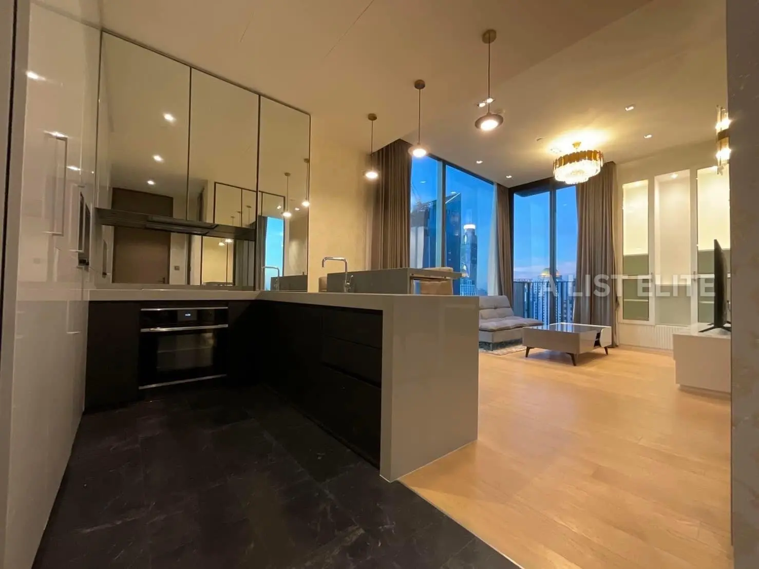 ELITEIT240015 Baan Sathorn Chaopraya