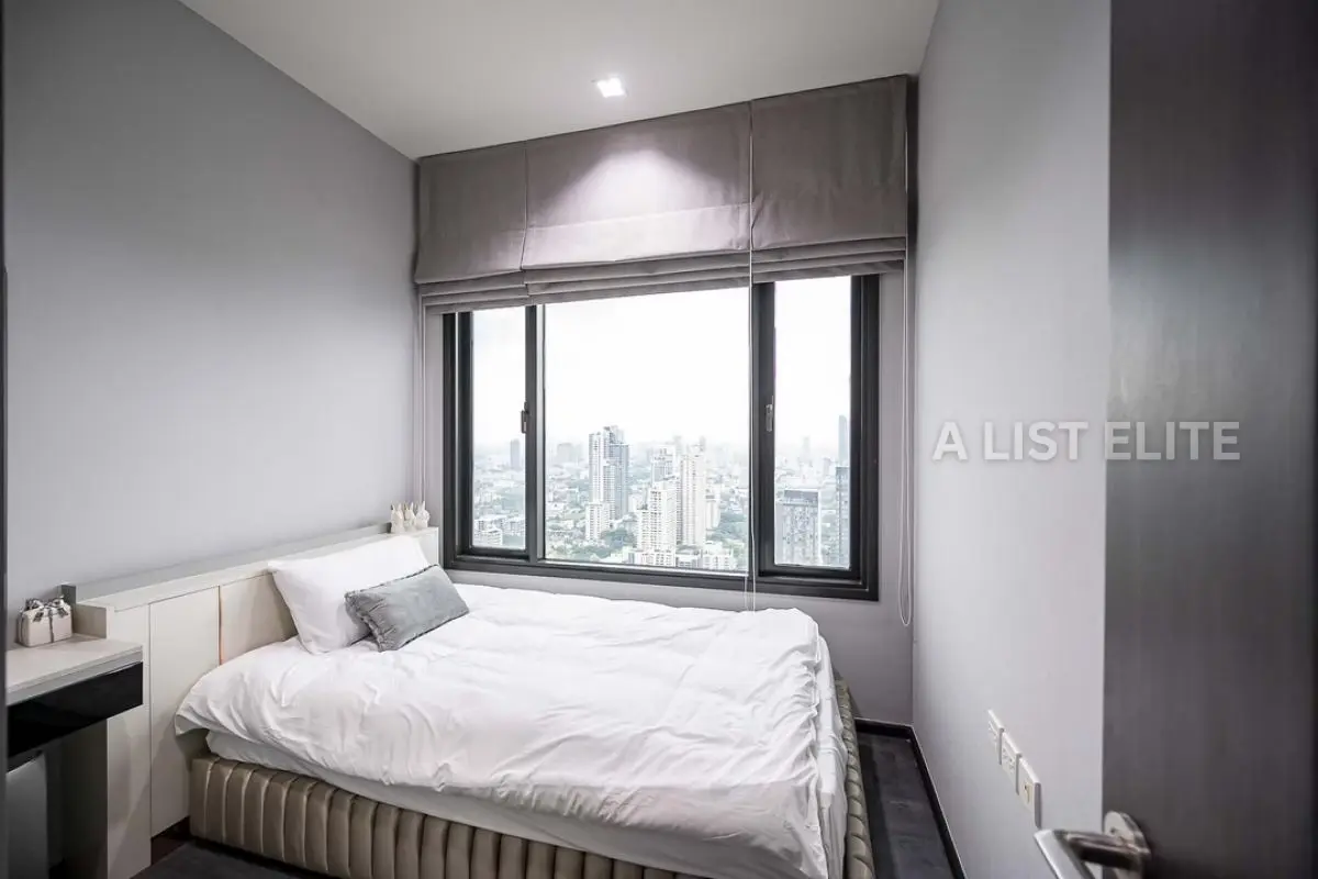 Edge Sukhumvit 23