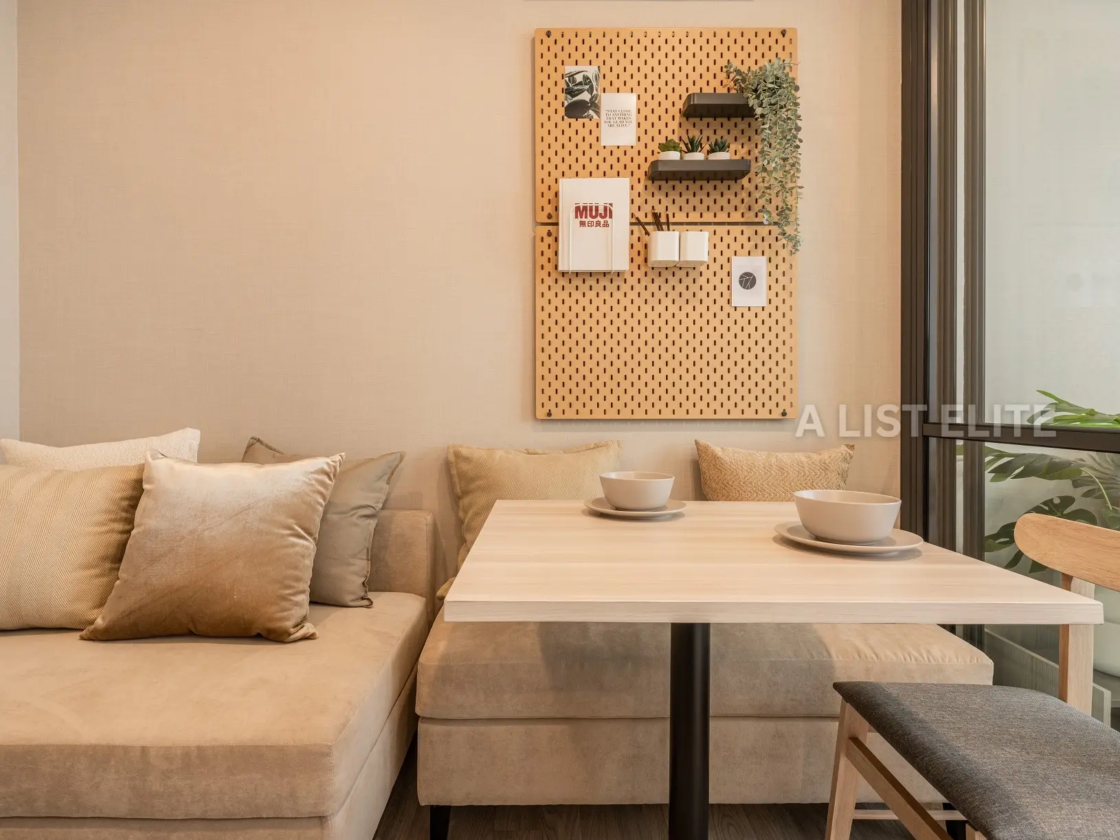 Ideo Mobi Sukhumvit East Point