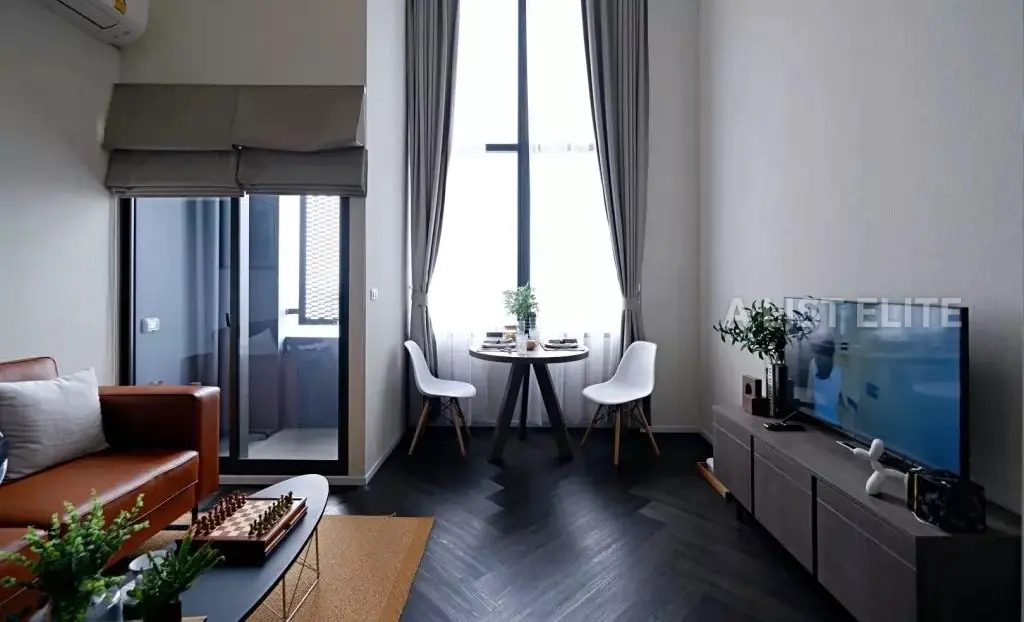 ELITENEW13902, Ramada Plaza By Wyndham Bangkok Sukhumvit 48