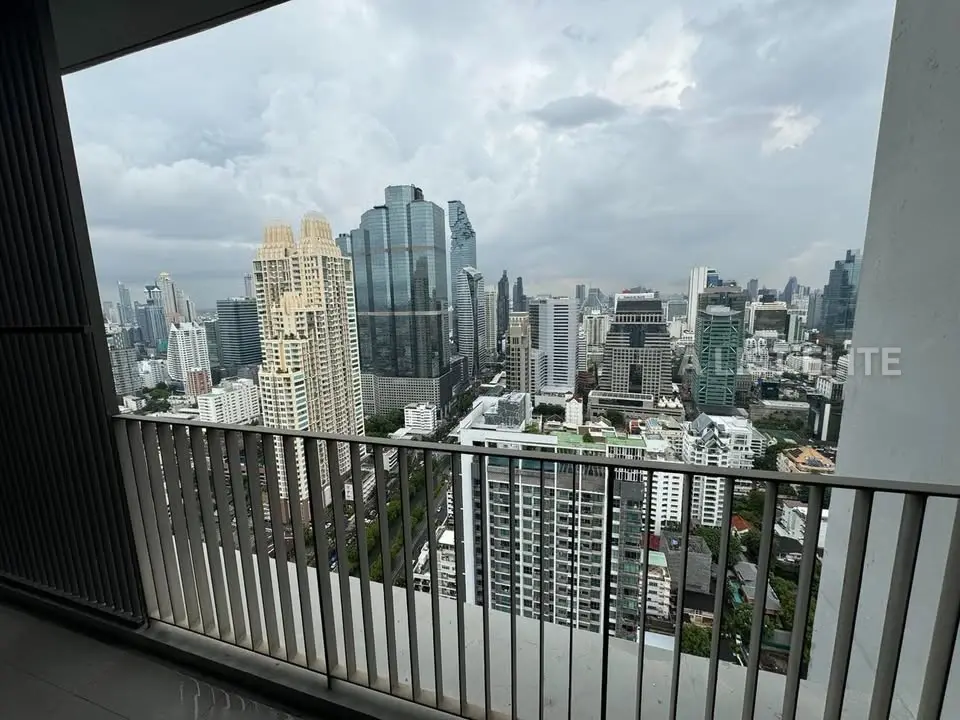 นารา 9 บาย อีสเทิร์น สตาร์