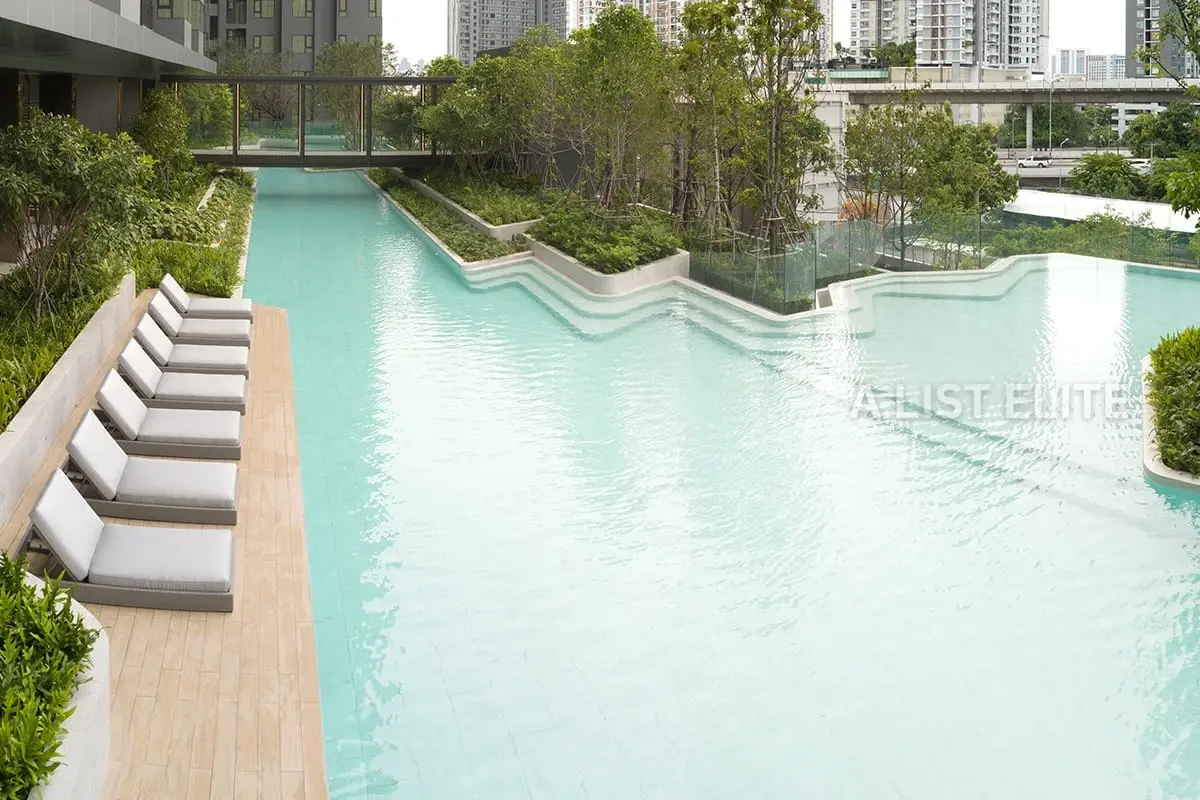 Life Sathorn Sierra