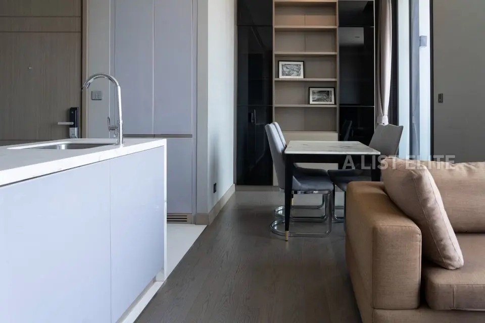 L'ESSE AU COMPLEXE SINGHA