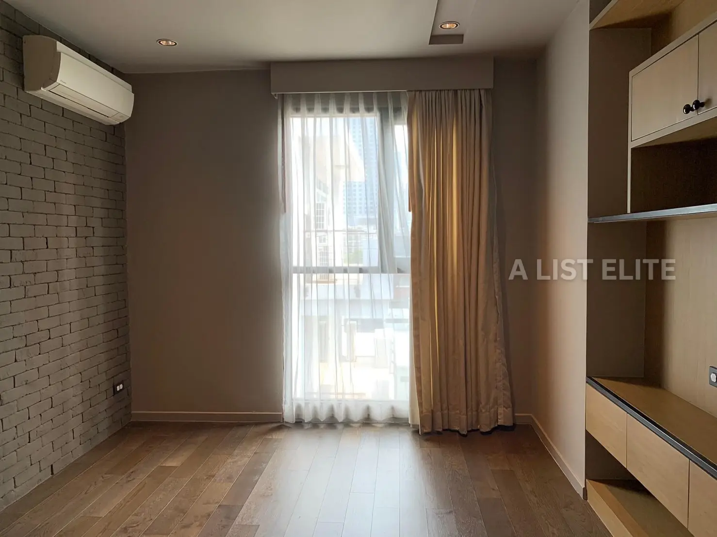 Rende Sukhumvit 23