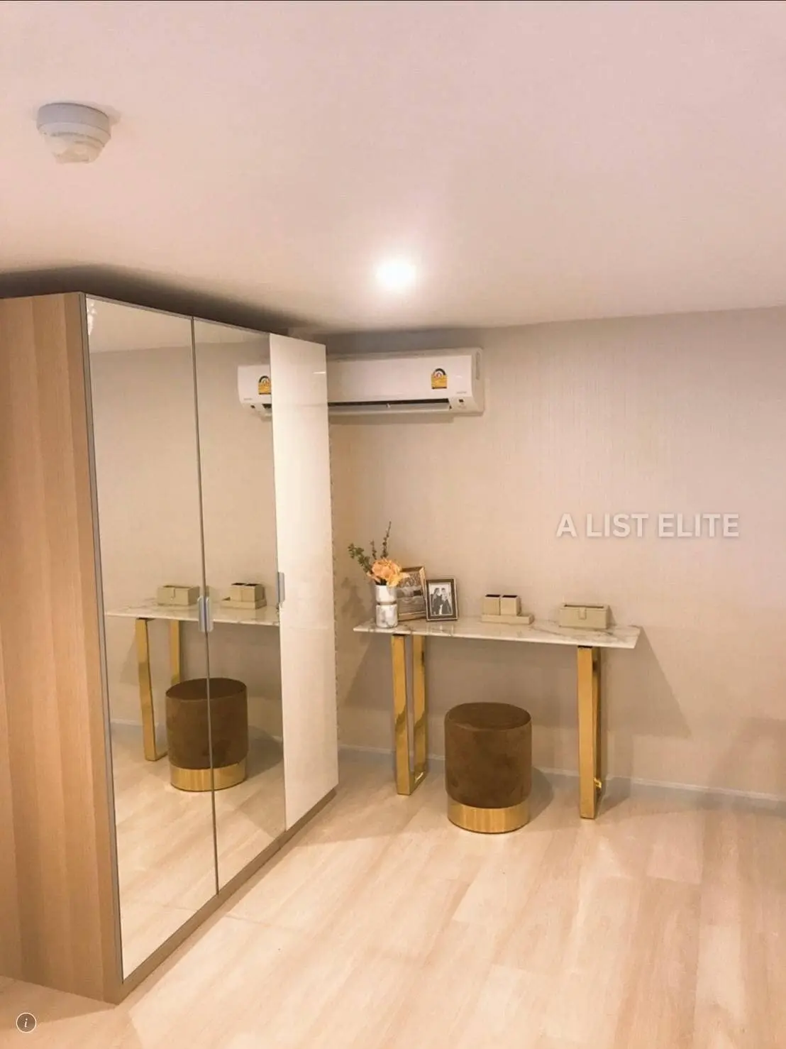 Knightsbridge Prime Sathorn