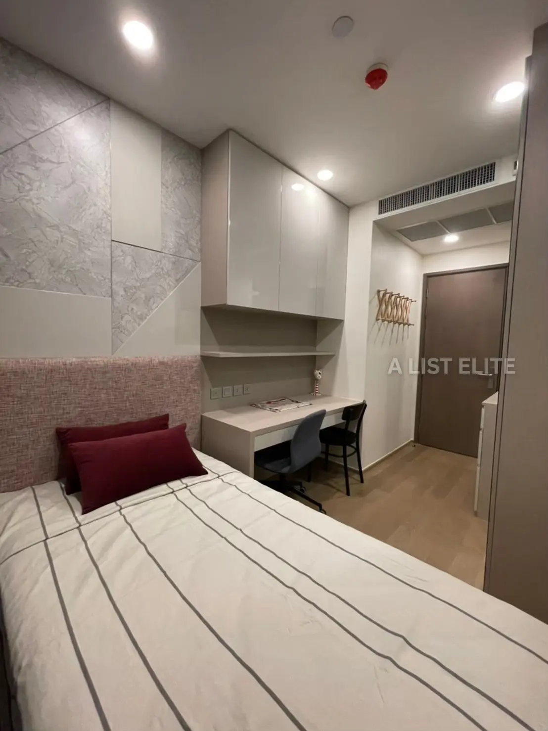 Ashton Chula - Silom