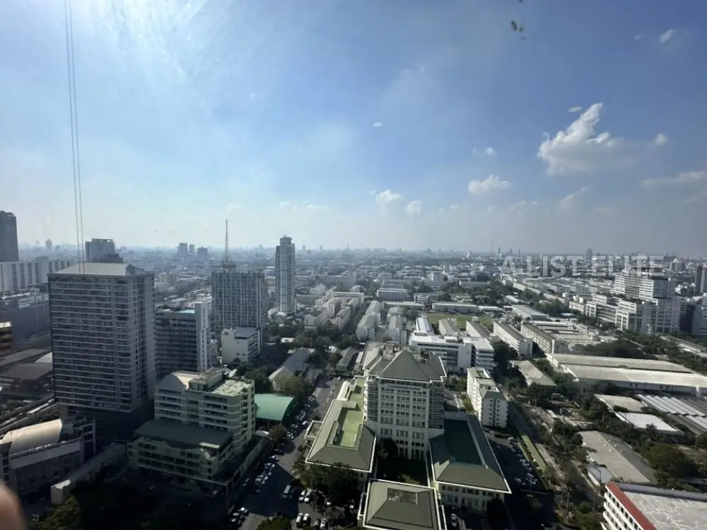 Park Origin Phayathai