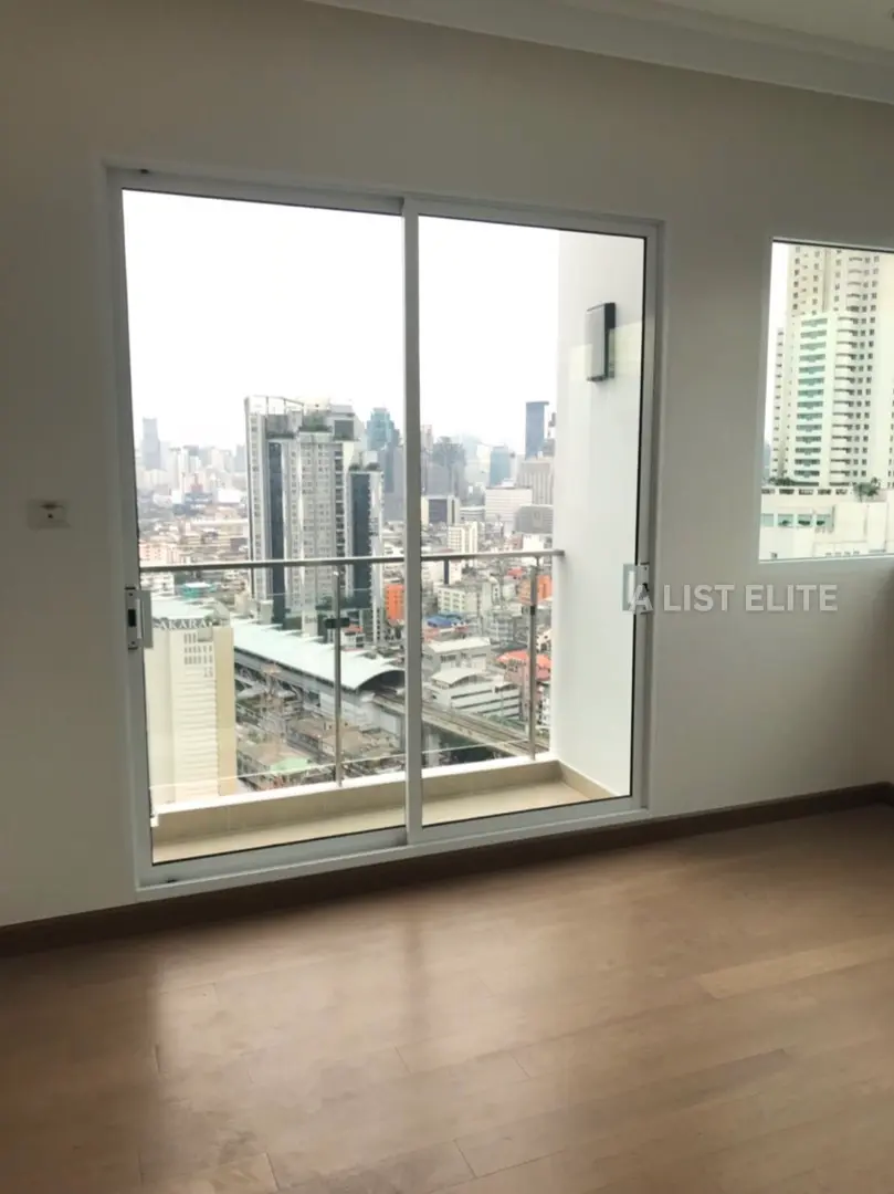 SUPALAI ELITE PHAYATHAI