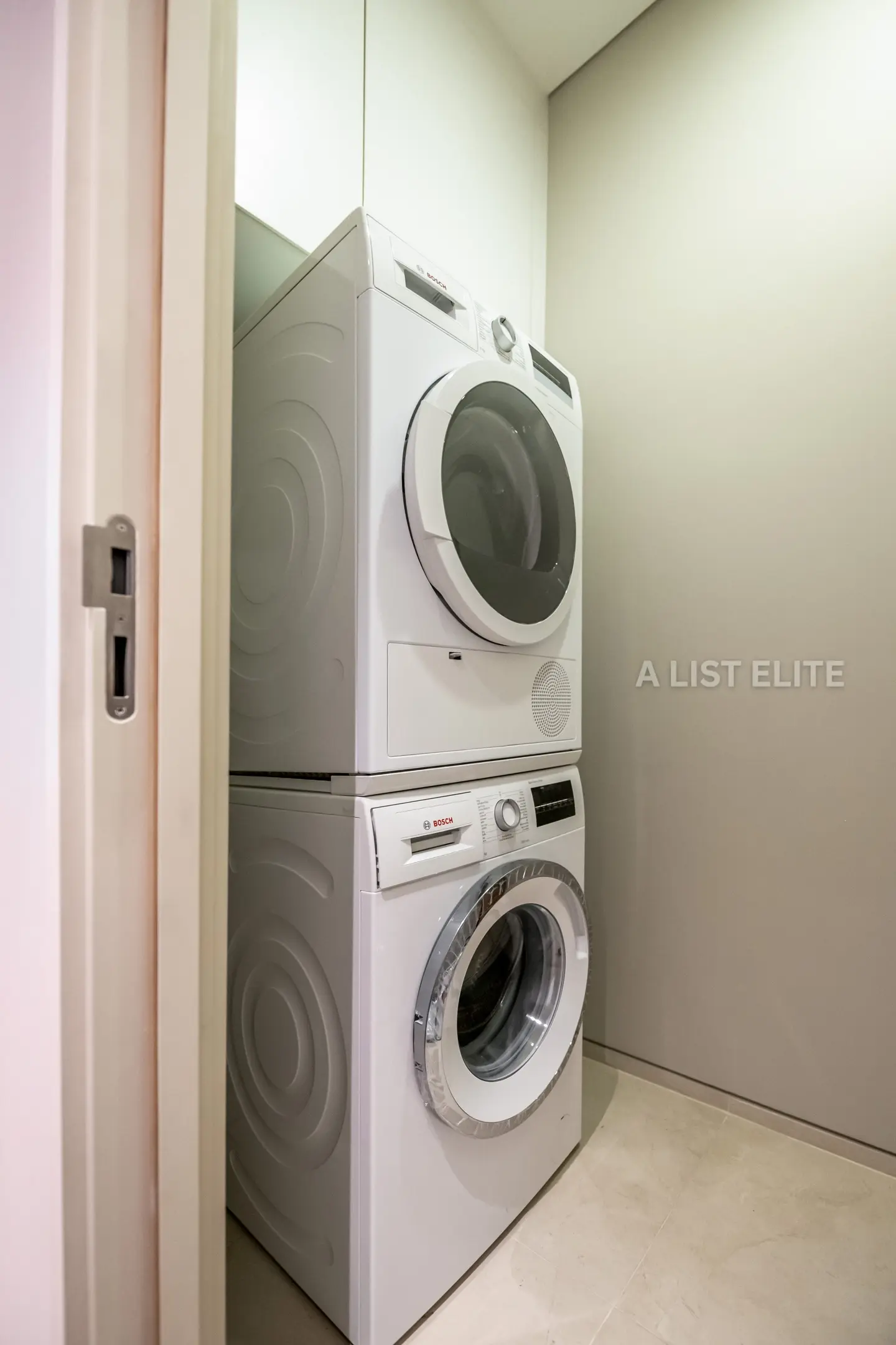 LAVIQ Sukhumvit 57