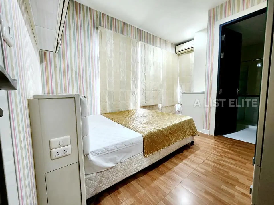 Baan Klang Krung Siam - Pathumwan