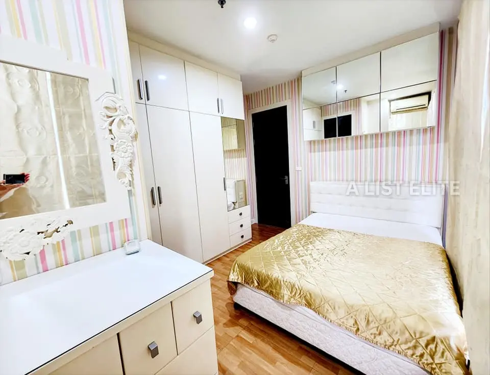 Baan Klang Krung Siam - Pathumwan