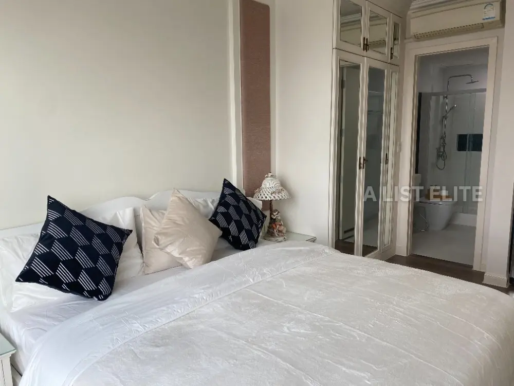 The Room Sukhumvit 62