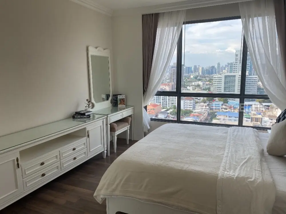 The Room Sukhumvit 62