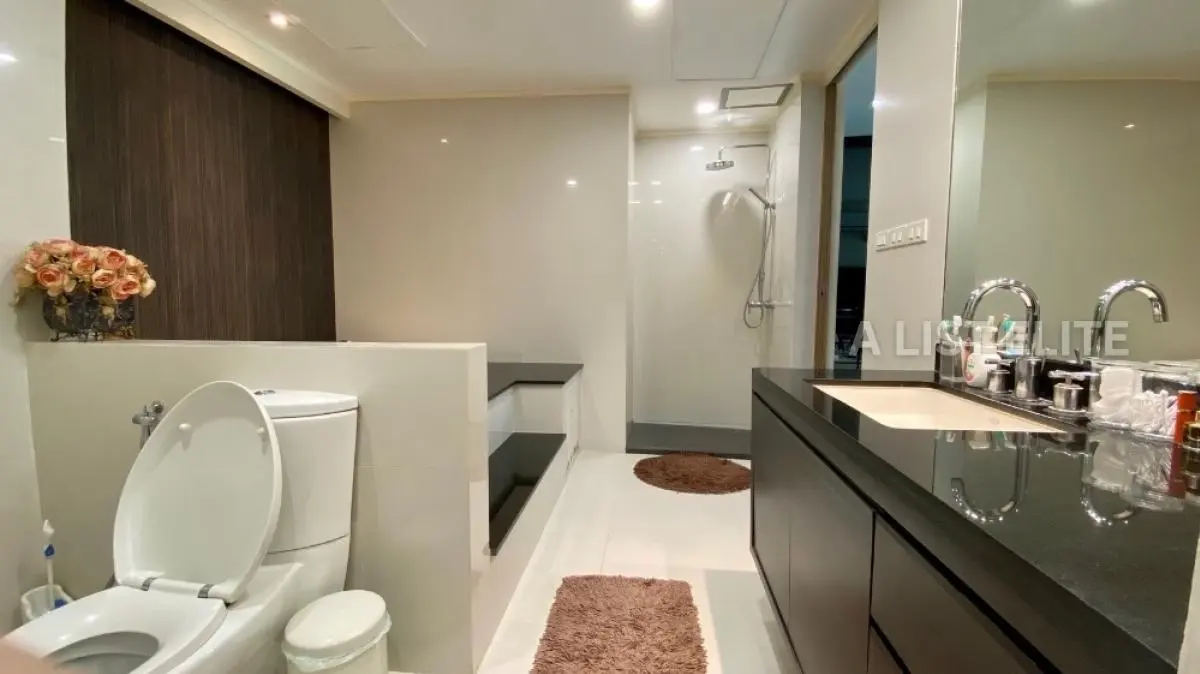 Noble Lite