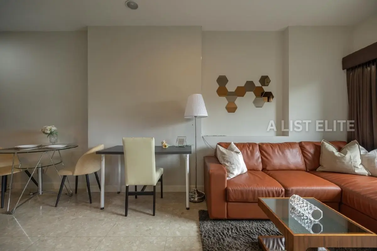 The Crest Sukhumvit 34