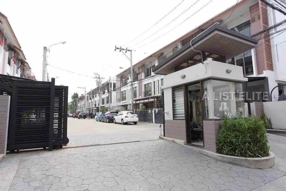 Le privé Sukhumvit-Bangchak