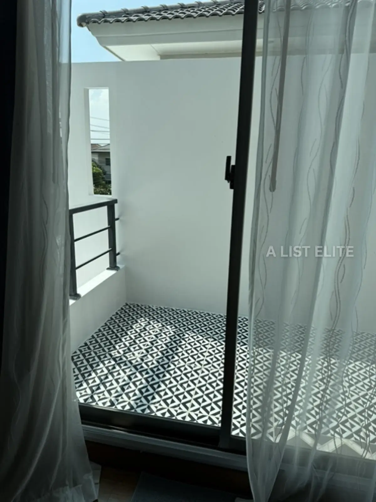 Le Plant Estique Pattanakarn 38