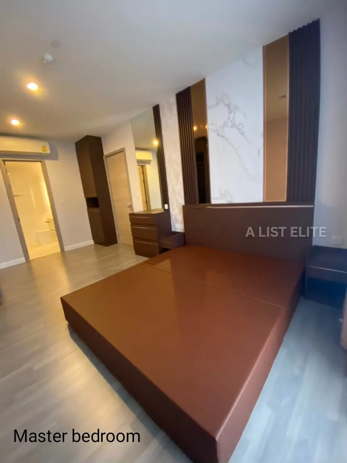 La Chambre Rama 4
