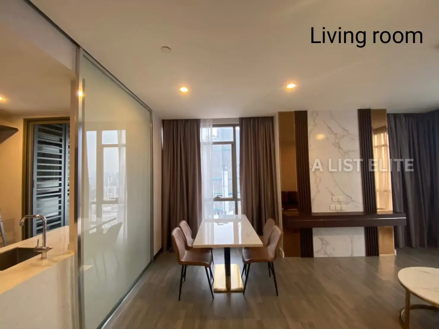 La Chambre Rama 4