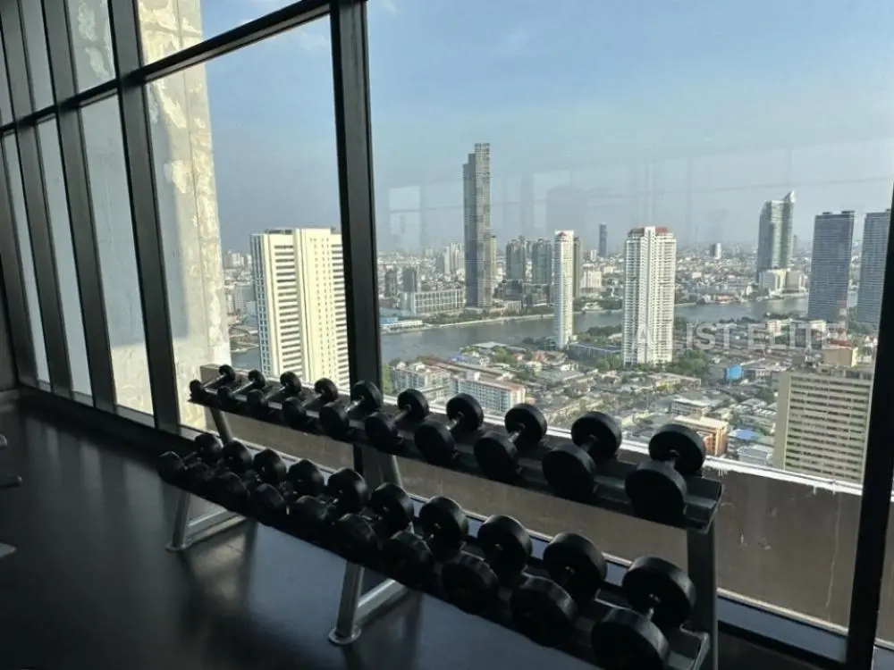 Urbano Absolute Sathon - Taksin
