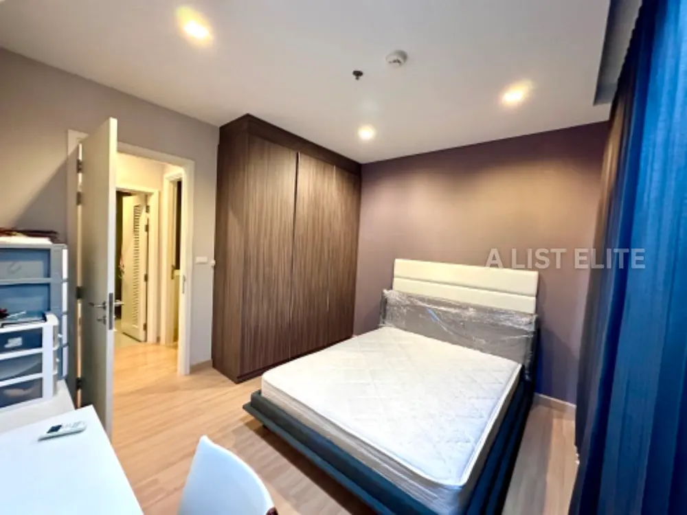 Urbano Absolute Sathon - Taksin