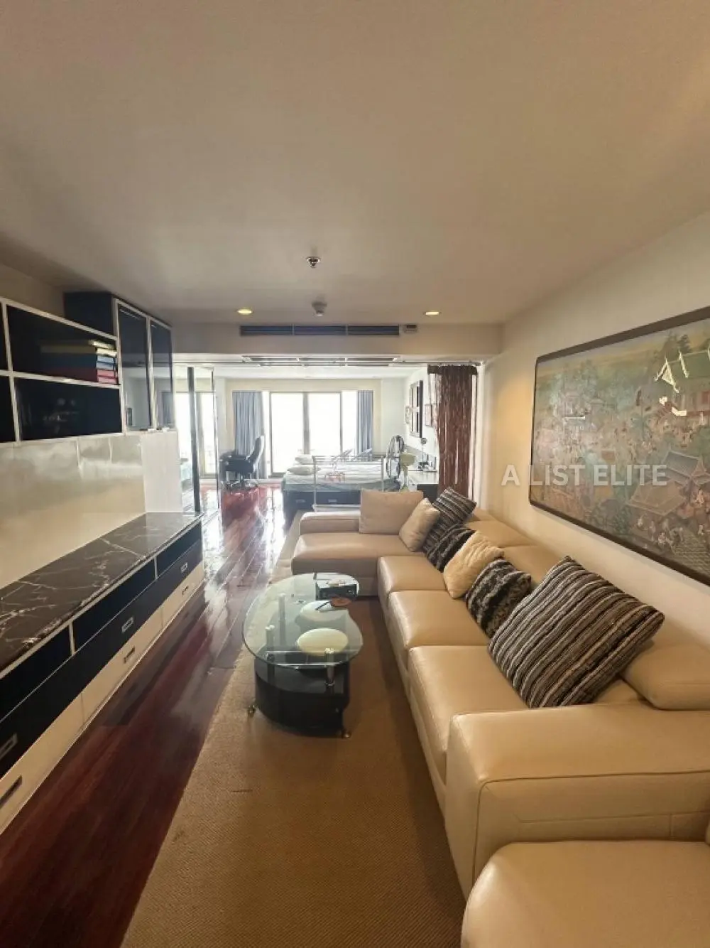 Nusa State Tower Condominium