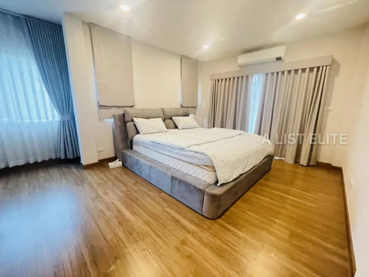Centro Bangna-Srinakarin
