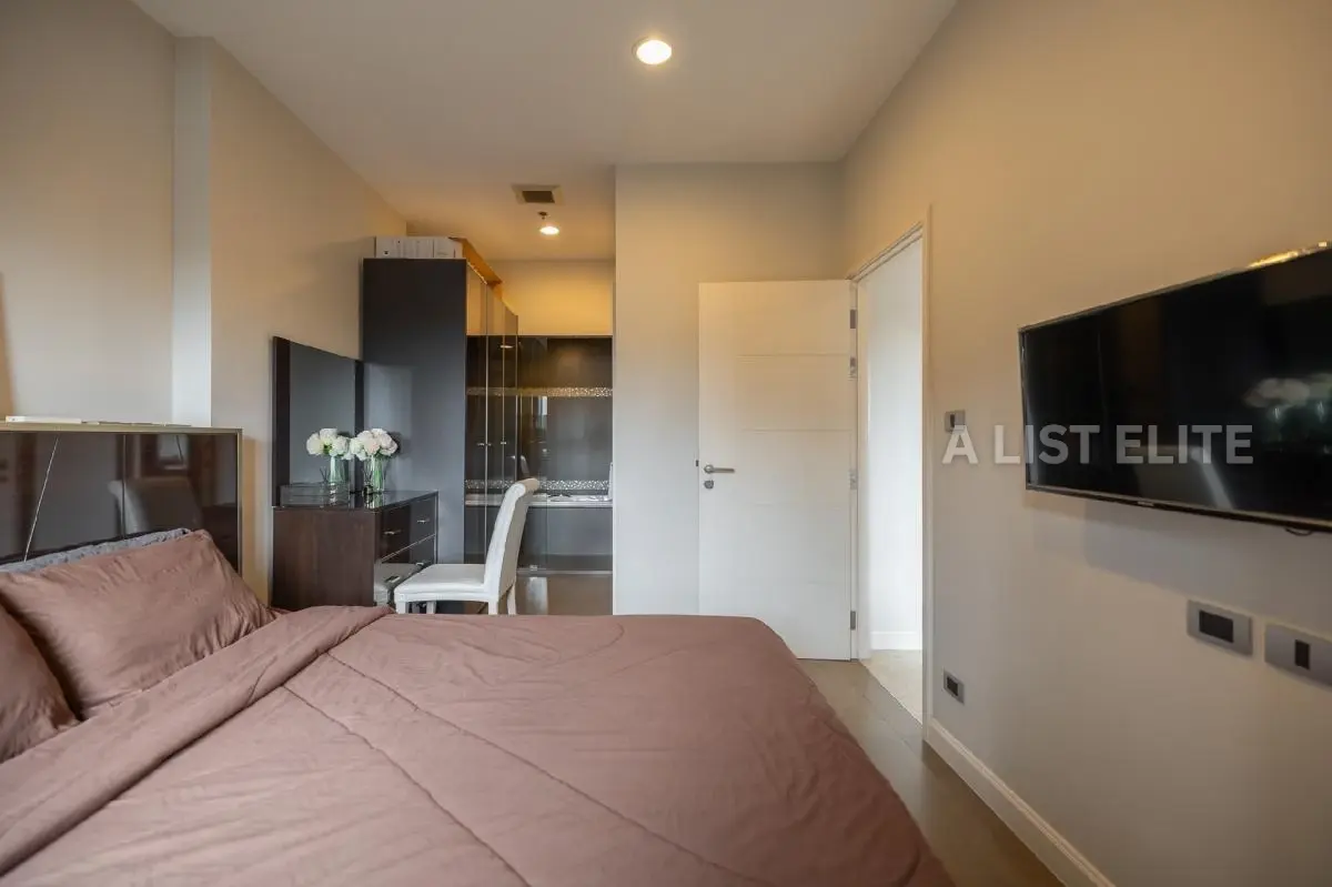 The Crest Sukhumvit 34