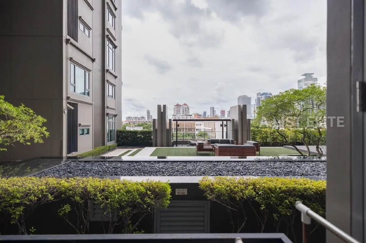 The Crest Sukhumvit 34