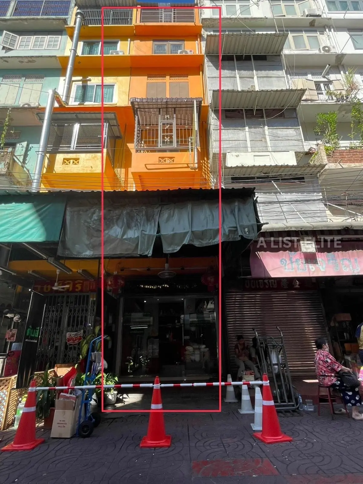 Shophouse in China Town