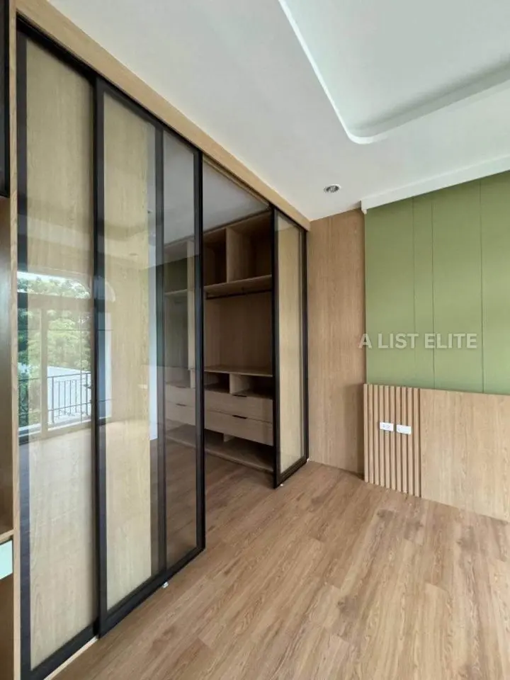Grandio Sathorn