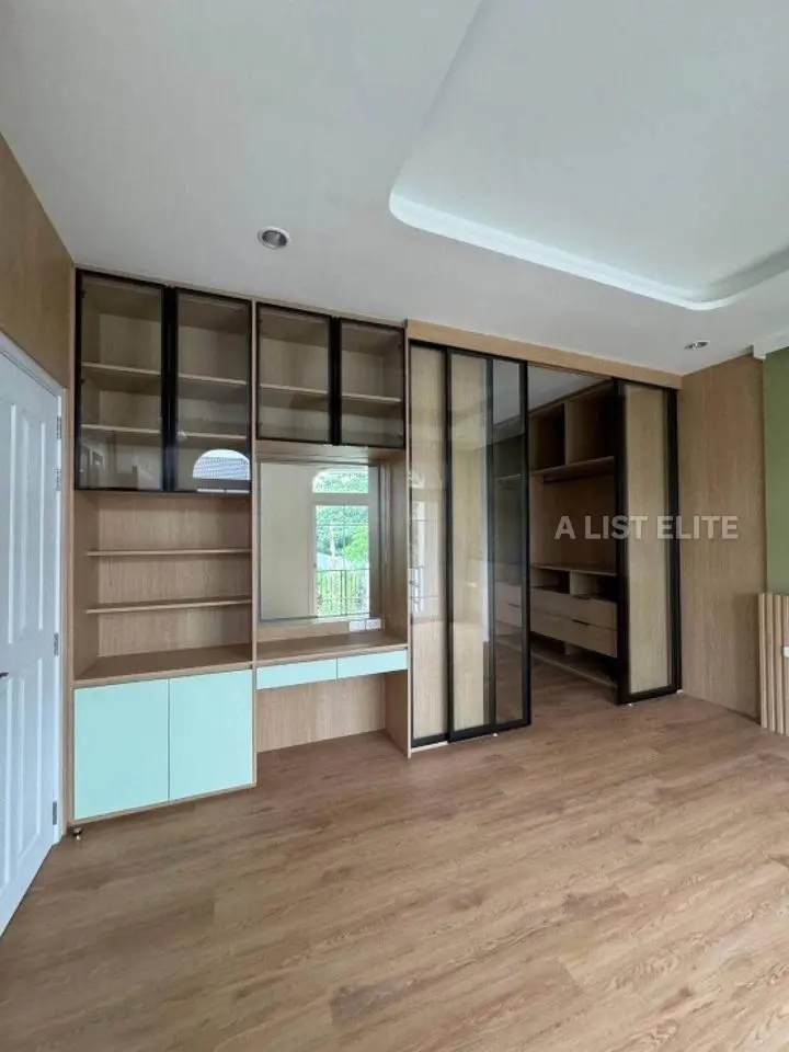 Grandio Sathorn