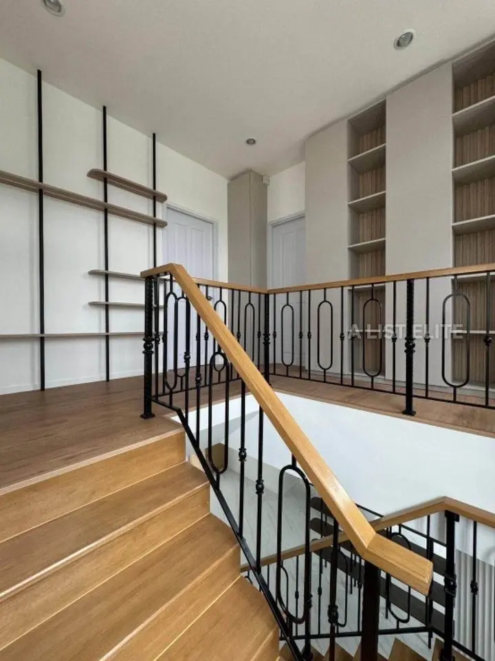 Grandio Sathorn