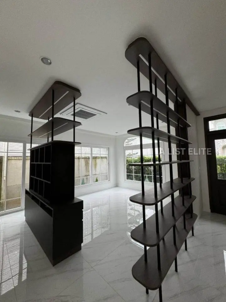 Grandio Sathorn