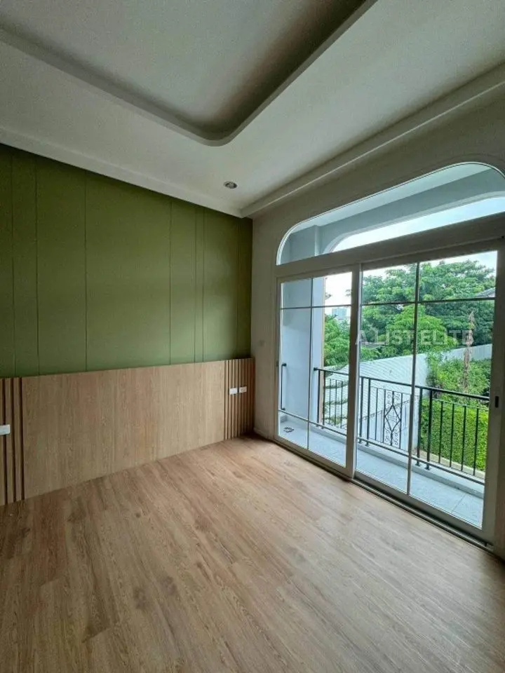 Grandio Sathorn