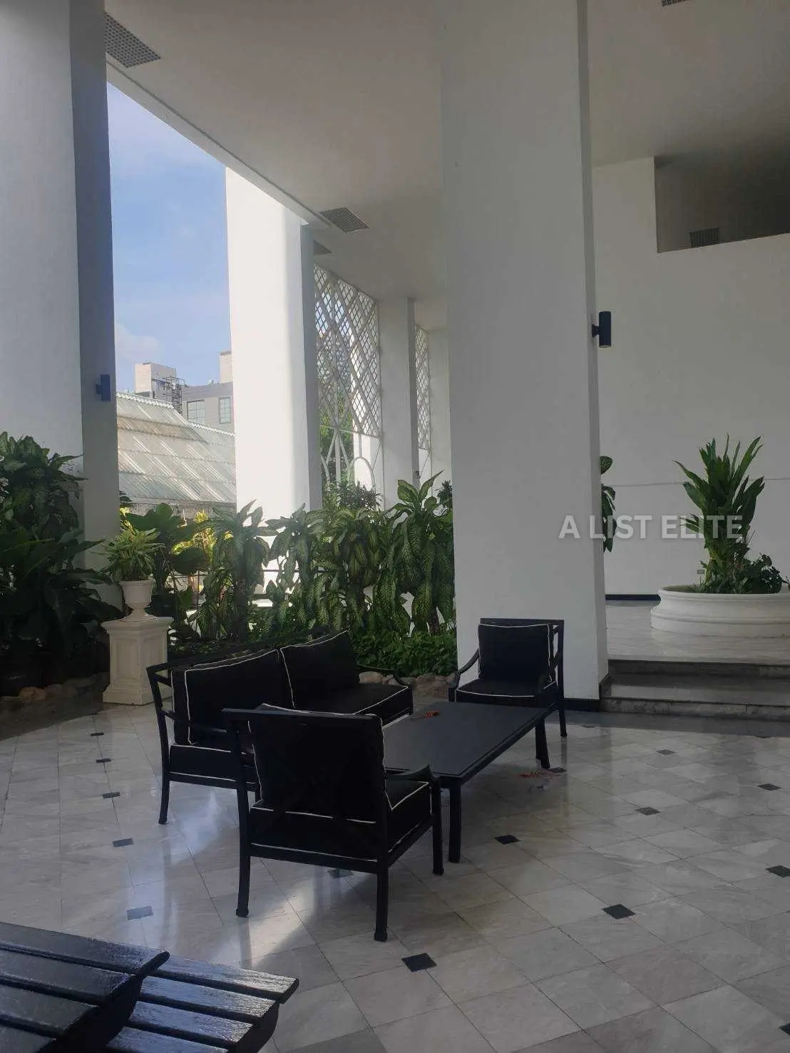 KIARTI THANEE CITY MANSION